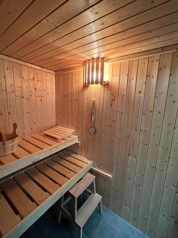 Ferienhaus Auszeit Mit Sauna Schwarz ภายนอก รูปภาพ